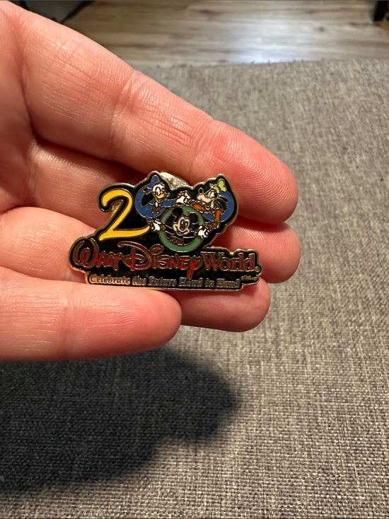Disney Jewelry - Disney Pin From‎ 2000 NWOT